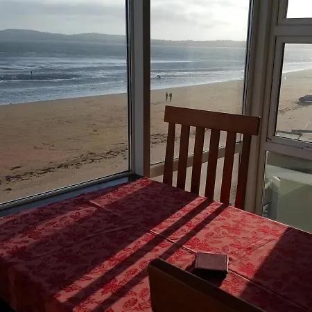 Bed & Breakfast Seashells