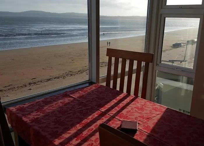 Bed & Breakfast Seashells