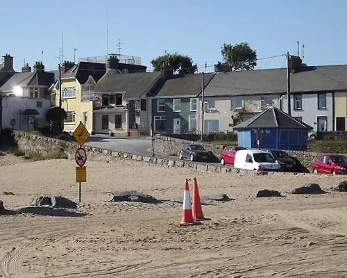 Seashells Nocleg ze śniadaniem 3*